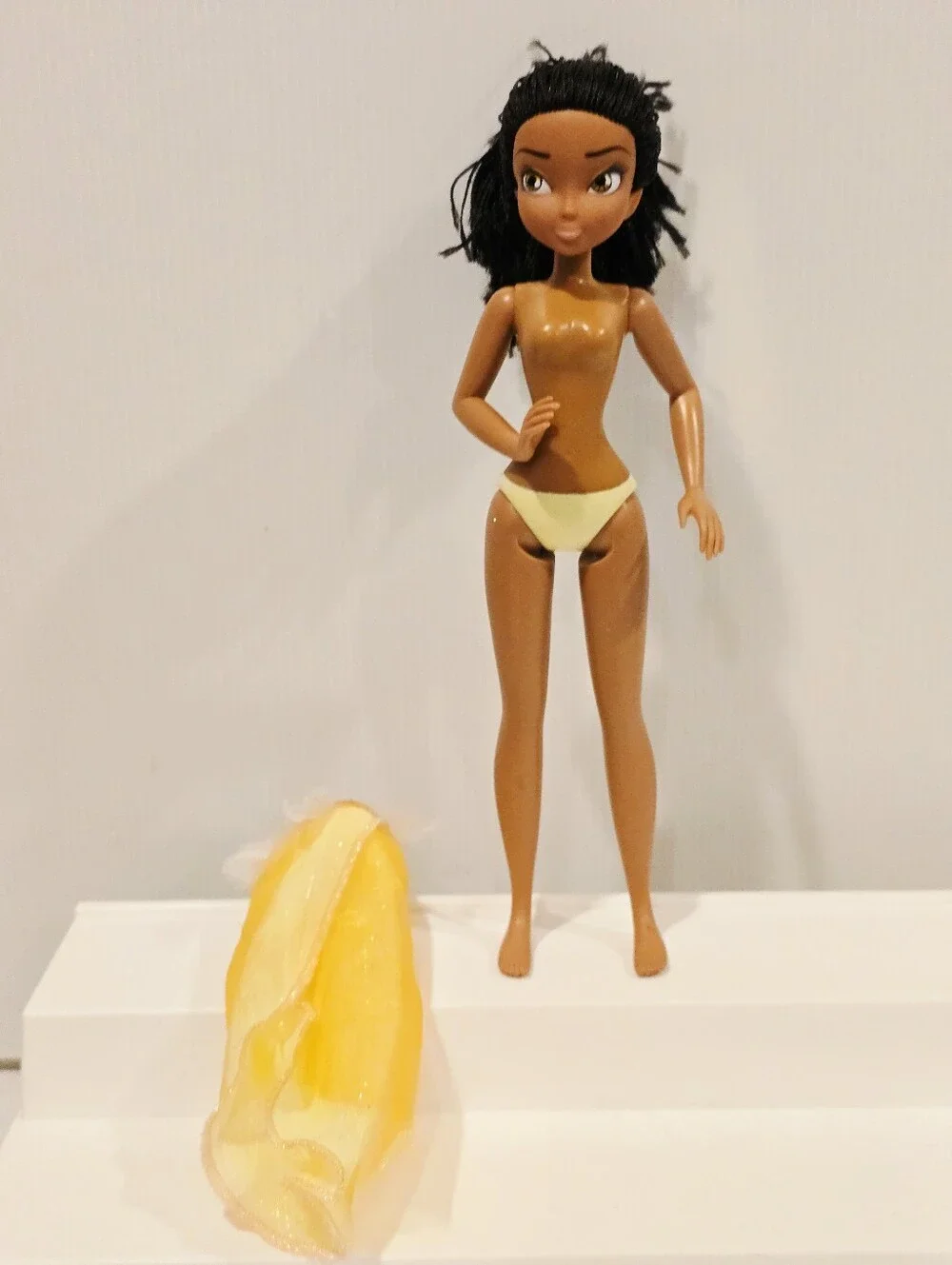 Disney Store Doll Tinker Bell & The Secret Of The Wings Iridessa Doll